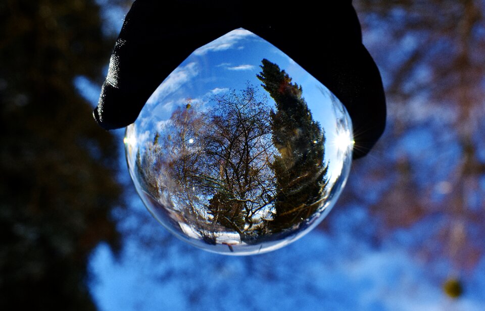 Mirroring round glass