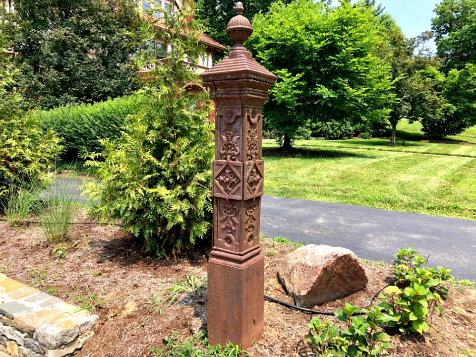 Gate Post, Evanswood Place, Clifton, Cincinnati, OH 