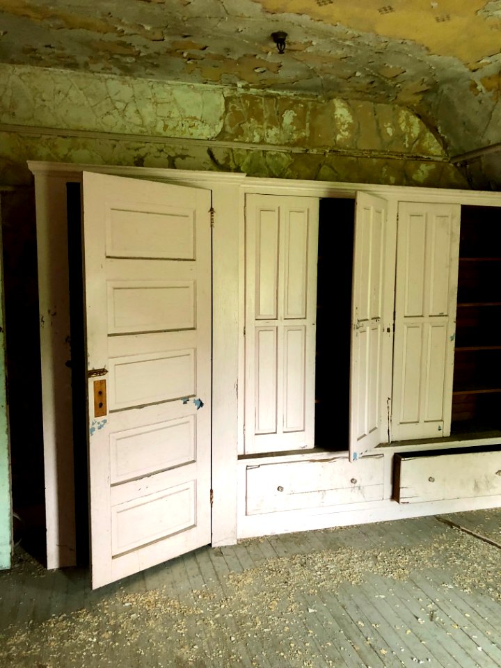 Built-In, Third Floor, Edgewood (A. E. Burckhardt House), … 