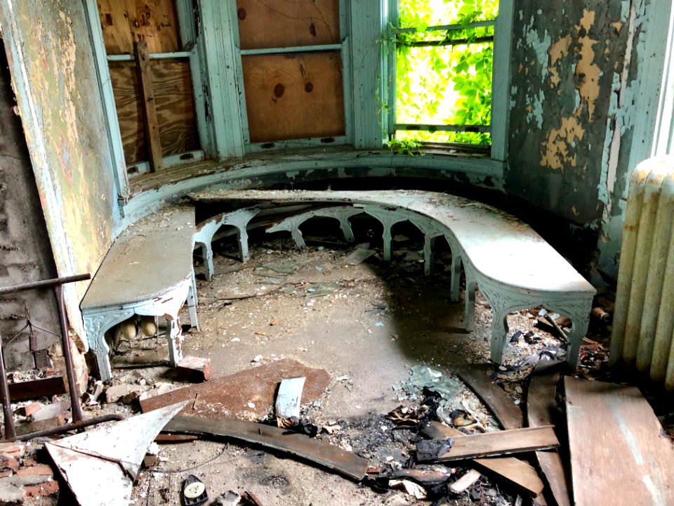 Third Floor, Edgewood (A. E. Burckhardt House), Avondale, … 