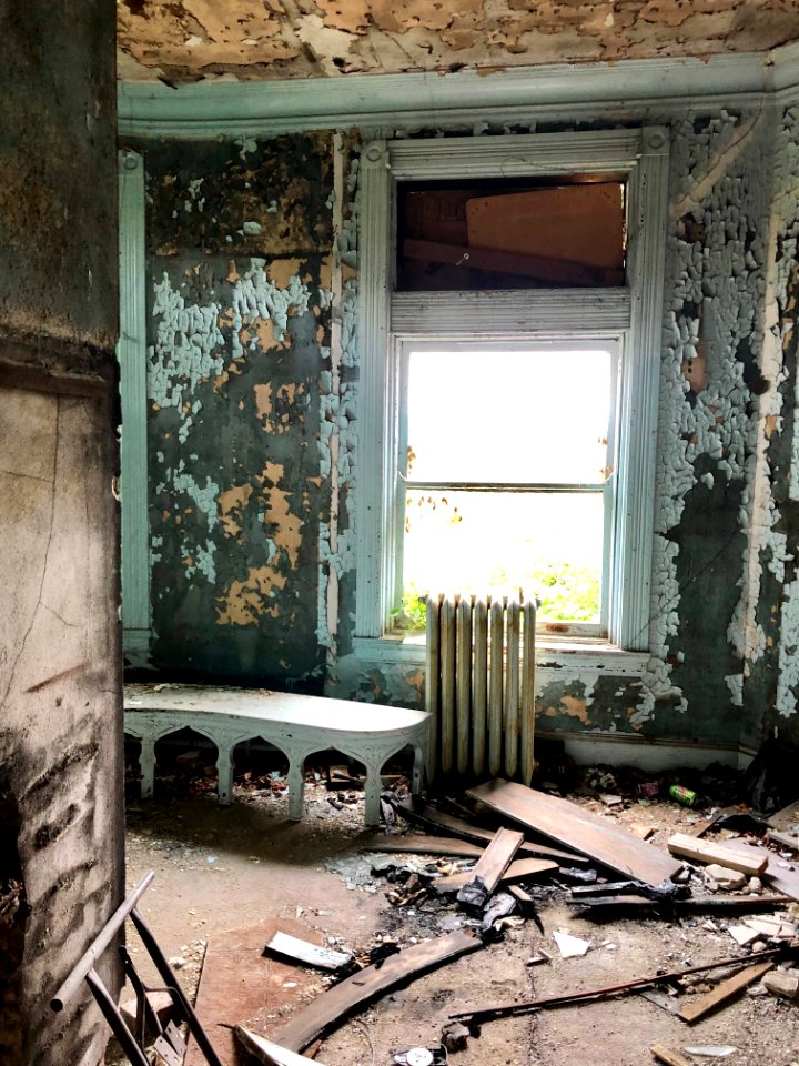 Third Floor, Edgewood (A. E. Burckhardt House), Avondale, … 