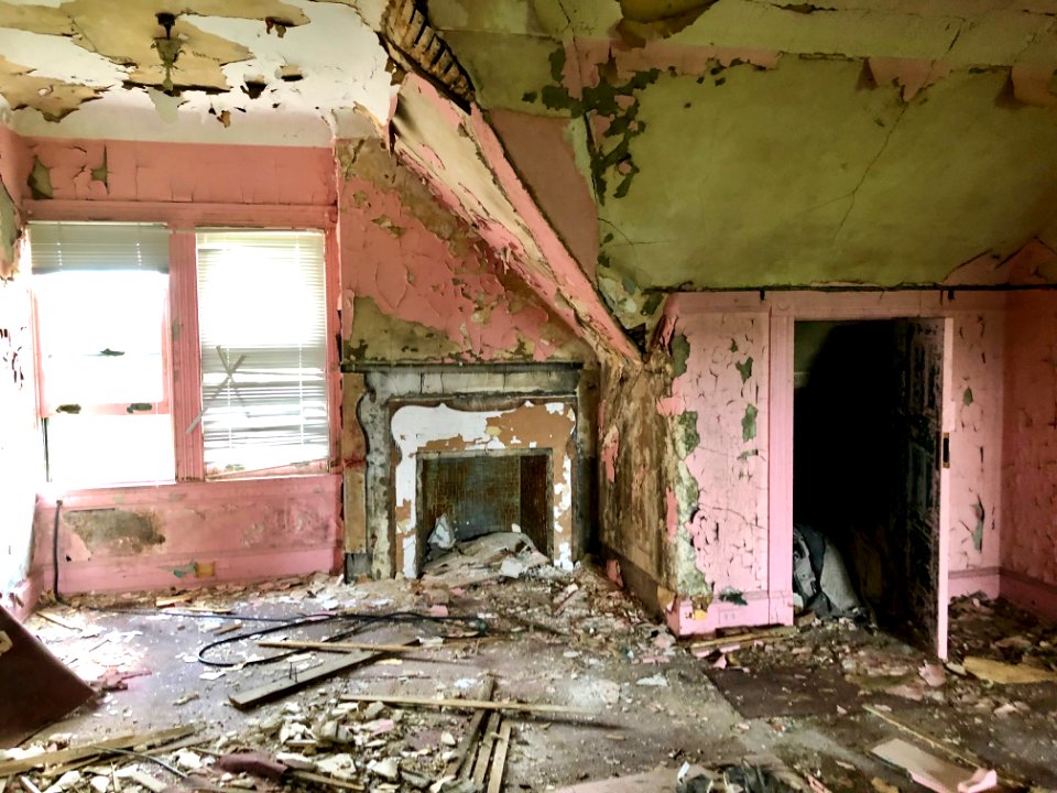 Third Floor, Edgewood (A. E. Burckhardt House), Avondale, … 