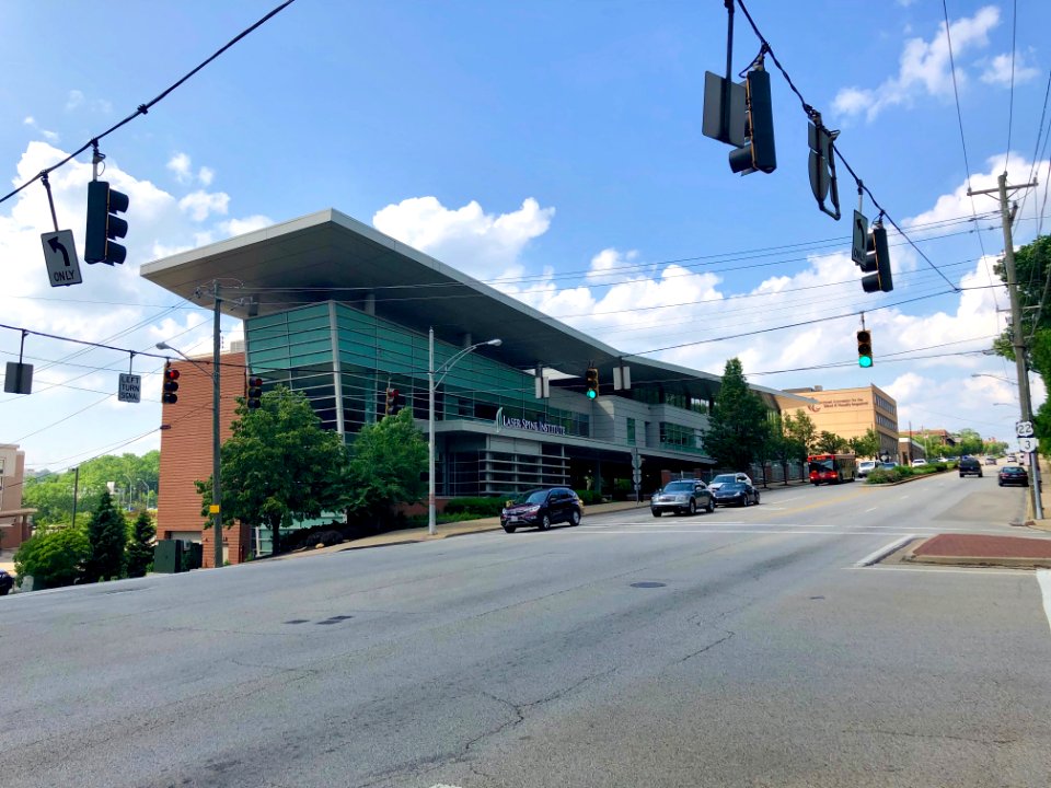Laser Spine Institute Building, Walnut Hills, Cincinnati, … 