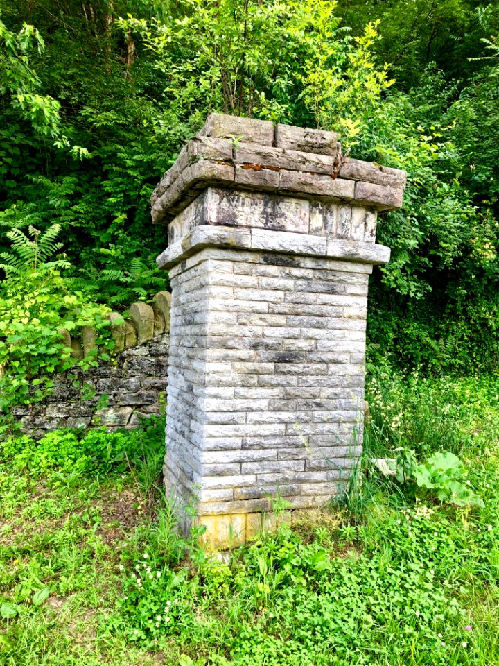 David Baker Pass Gatepost, Eden Park, Walnut Hills, Cincin… 