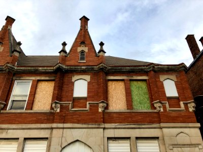 5th Street, Paris, Kentucky 