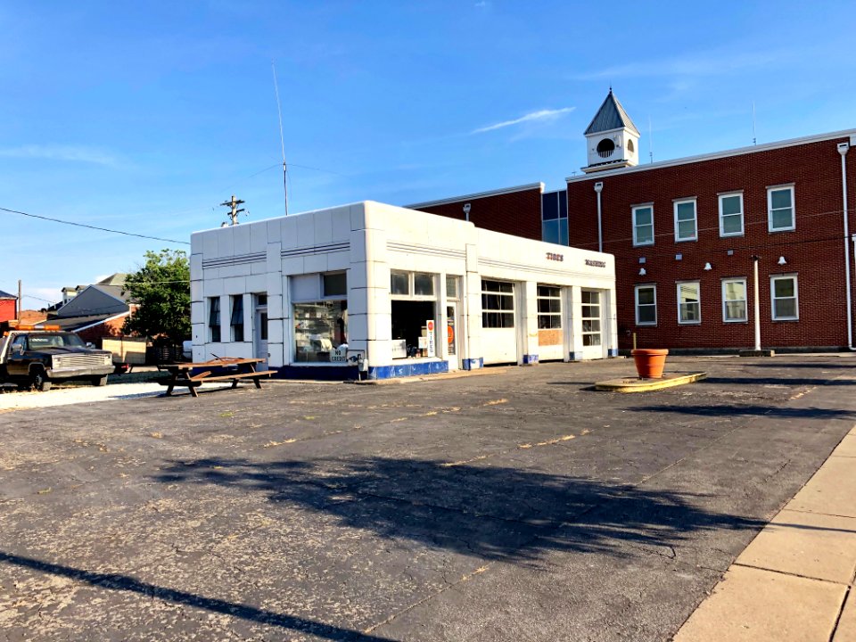 Old Gulf Service Station, Main Street, Aurora, IN 