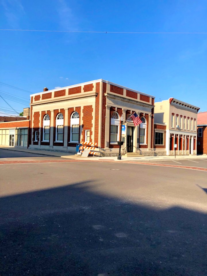 First National Bank Building, Aurora, IN 