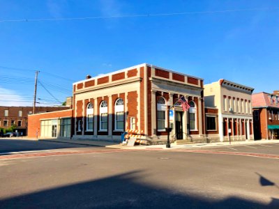 First National Bank Building, Aurora, IN 