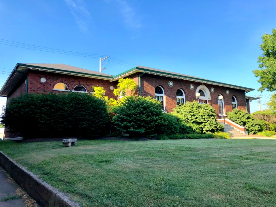 Aurora Public Library, Aurora, IN 
