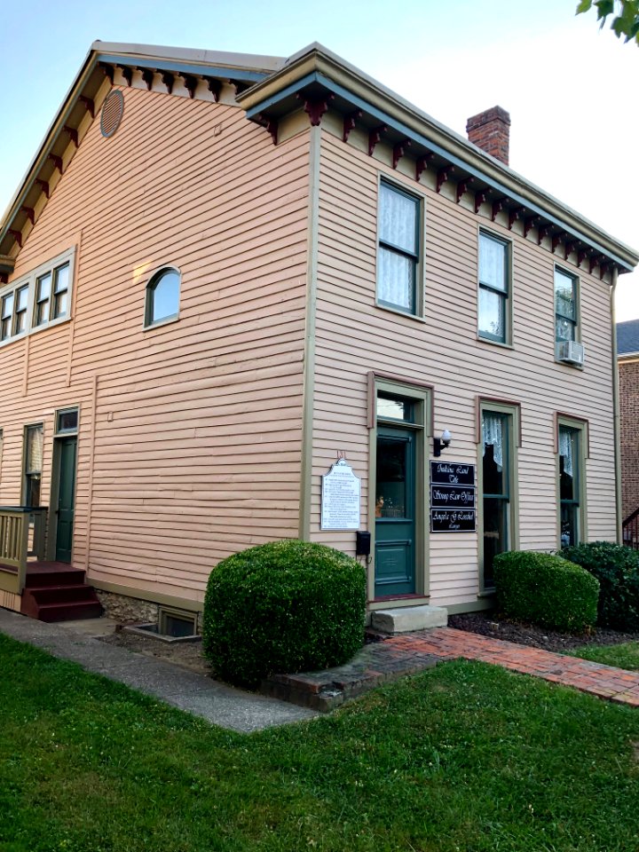 Elm Street, Lawrenceburg, IN 