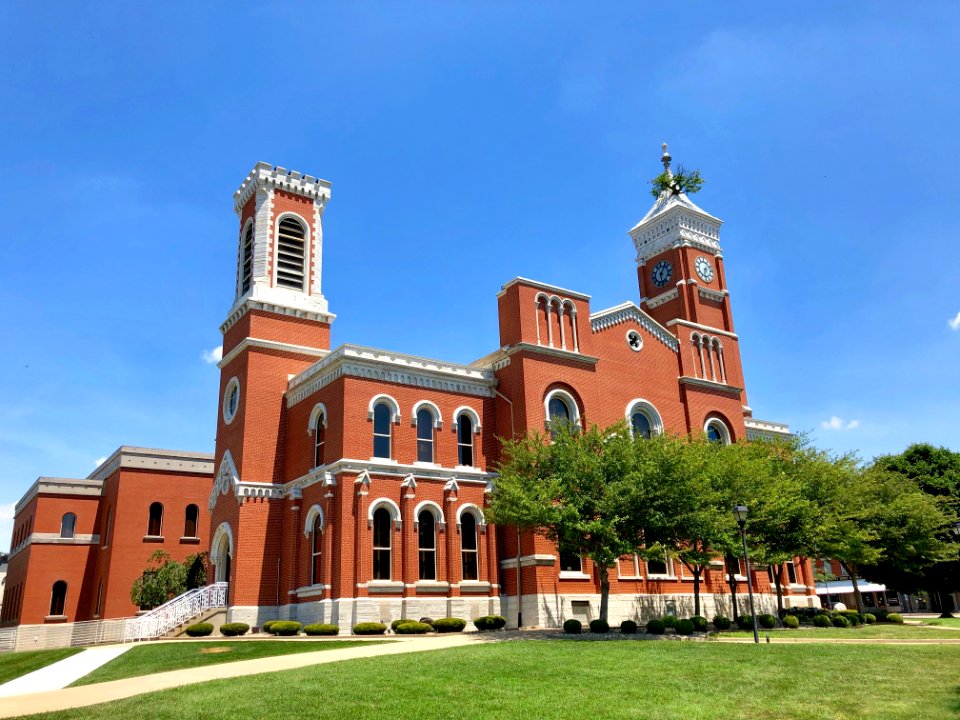 Decatur County Courthouse, Greensburg, IN 