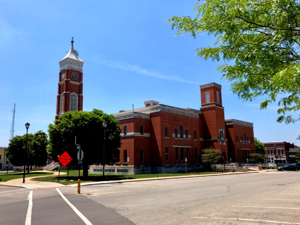 Decatur County Courthouse, Greensburg, IN 
