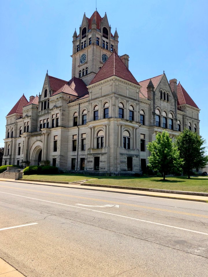 Rush County Courthouse, Rushville, IN 