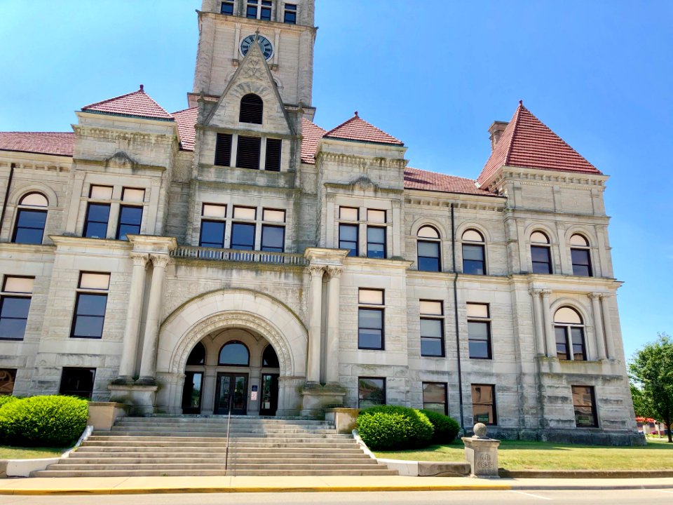 Rush County Courthouse, Rushville, IN 