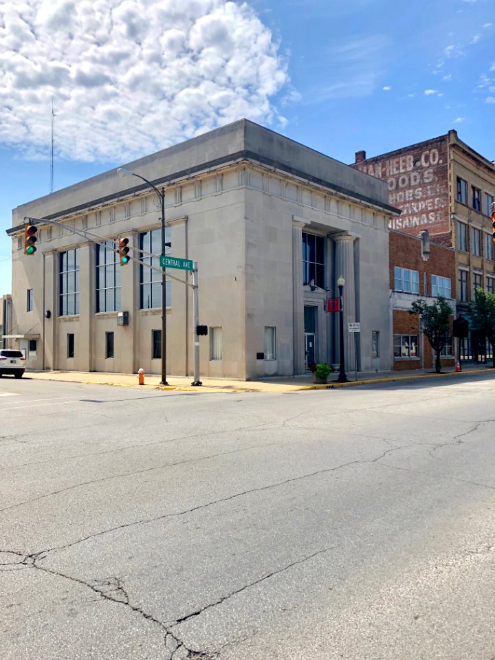 Fayette Bank and Trust Company Building, Connersville, IN 
