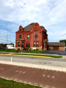 10th Street, Richmond, IN 