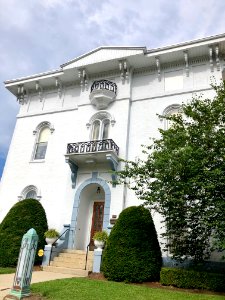 10th Street, Richmond, IN 