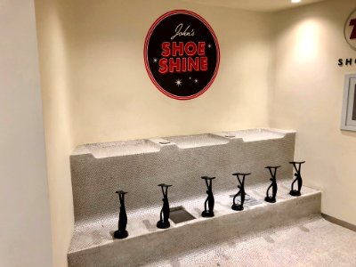 John's Shoe Shine, TWA Flight Center, John F. Kennedy Inte… 