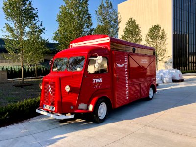 TWA Delivery Van, TWA Flight Center, John F. Kennedy Inter… 