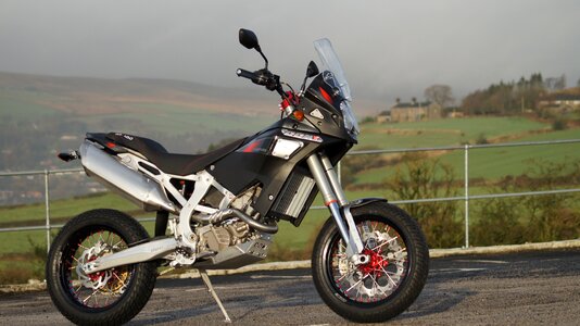 Freedom motorbike masculine