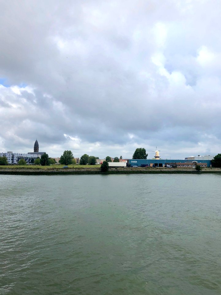 Nieuwe Maas, Schiedam, Zuid-Holland, Nederland 