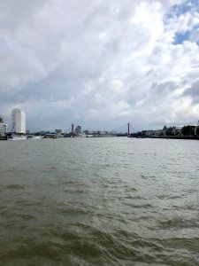 Nieuwe Maas, Rotterdam, Zuid-Holland, Nederland 