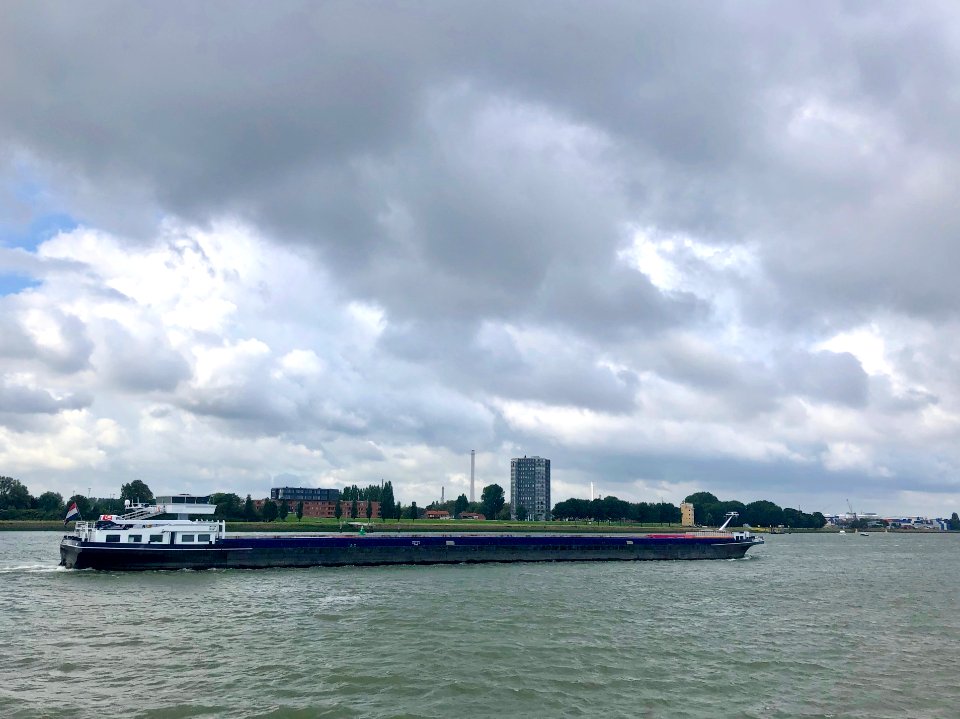 Nieuwe Maas, Schiedam, Zuid-Holland, Nederland 