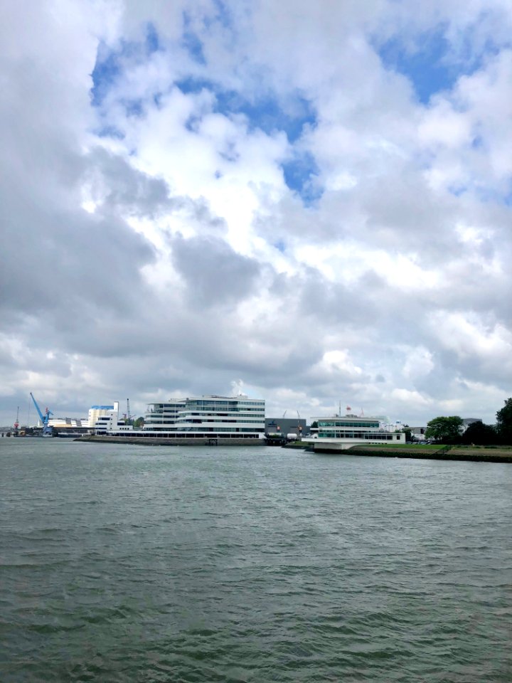 Nieuwe Maas, Schiedam, Zuid-Holland, Nederland 
