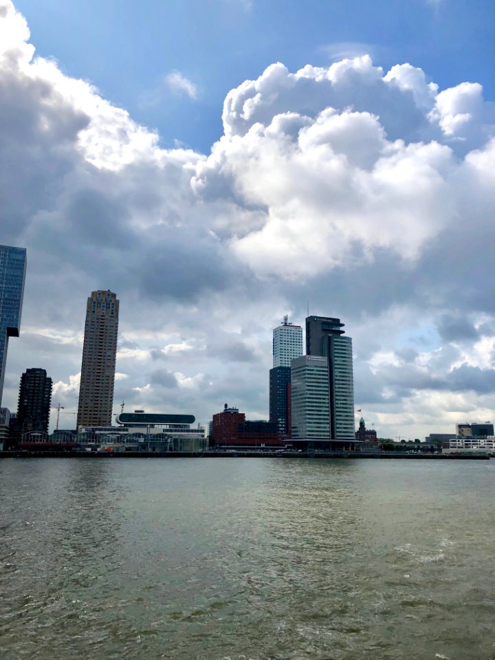 Wilhelminakade, Rotterdam, Zuid-Holland, Nederland 
