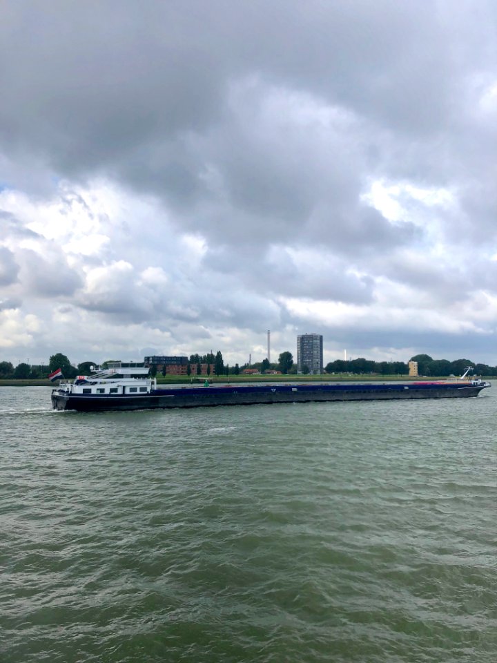 Nieuwe Maas, Schiedam, Zuid-Holland, Nederland 