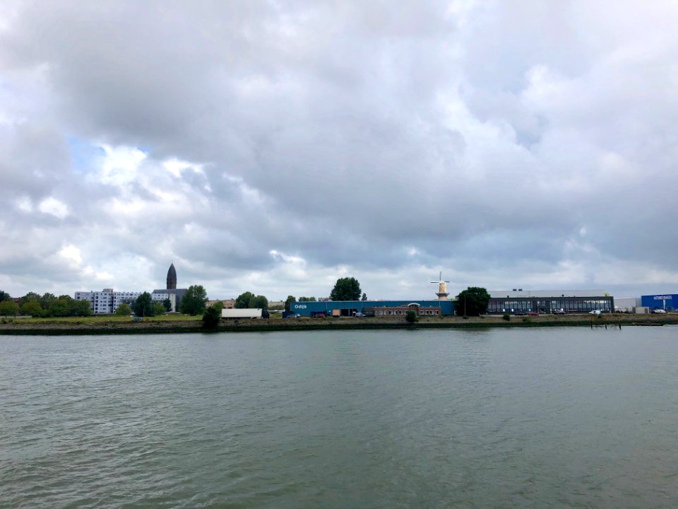 Nieuwe Maas, Schiedam, Zuid-Holland, Nederland 