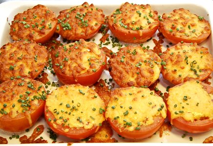 Mozzarella oven garnish