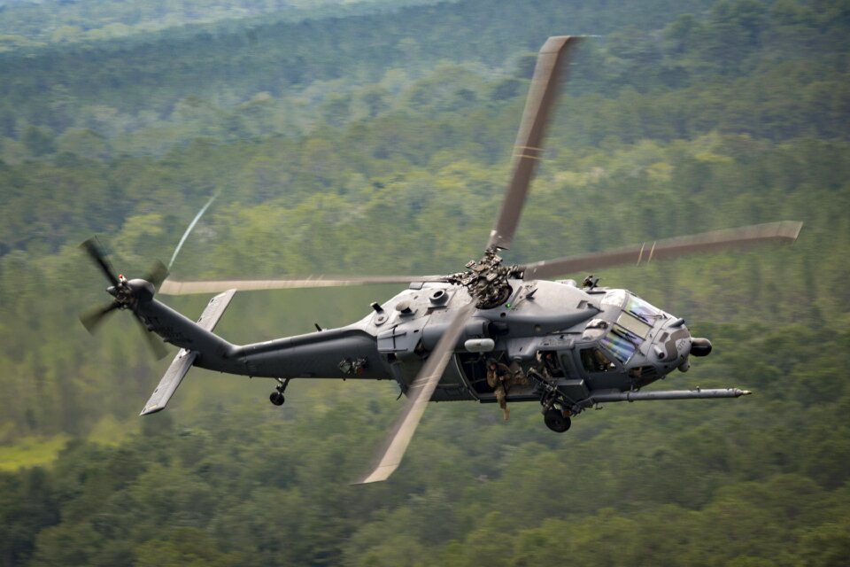 Hh-60g pave hawk us air force csar