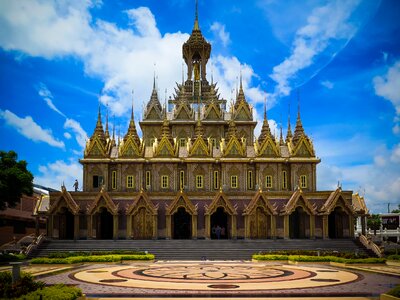 Temple thailand golden