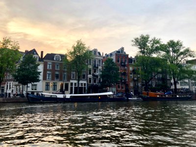 Zwanenburgwal, Nieuwmarkt en Lastage, Amsterdam, Noord-Hol… photo