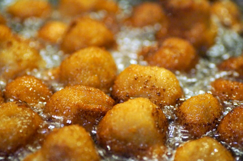 Frying breadcrumbs oil