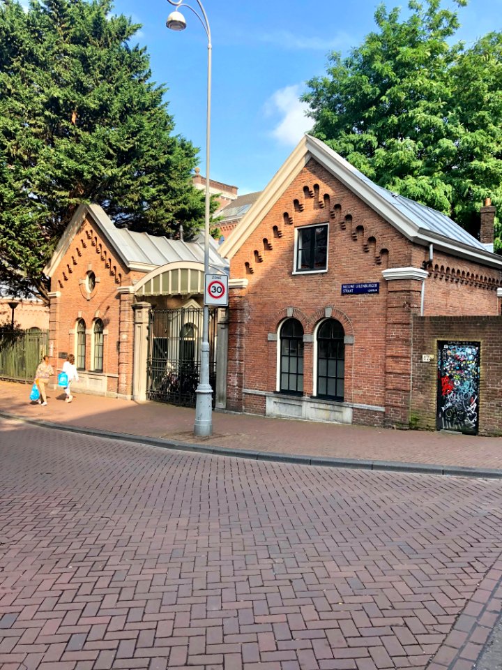 Nieuwe Uilenburgerstraat, Nieuwmarkt en Lastage, Amsterdam… 