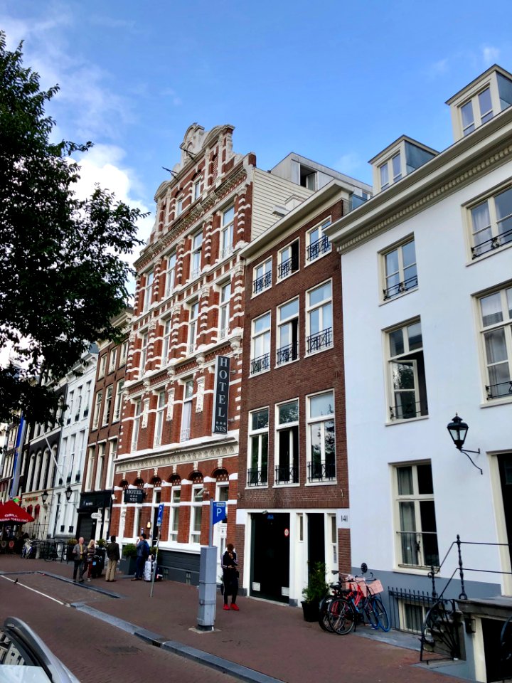 Kloveniersburgwal, Nieuwmarkt en Lastage, Amsterdam, Noord… 