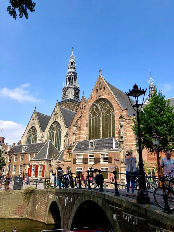 De Oude Kerk, Binnenstad, Amsterdam, Noord-Holland, Nederl… 