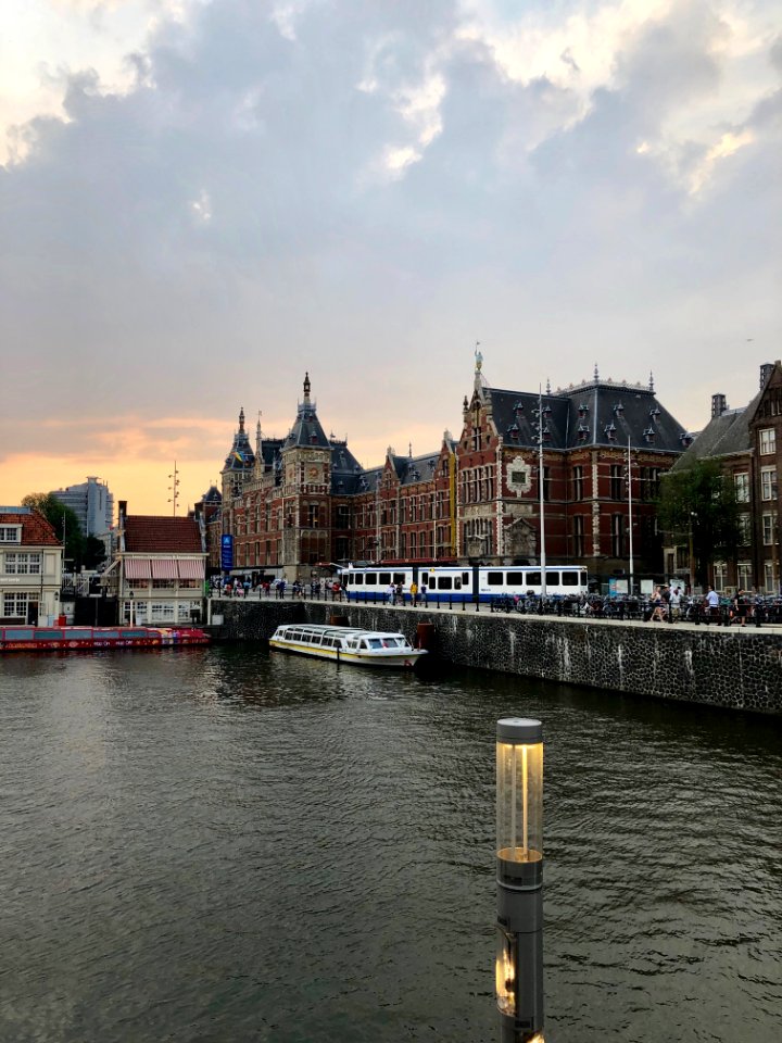 Stationsplein, Binnenstad, Amsterdam, Noord-Holland, Neder… 