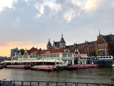 Stationsplein, Binnenstad, Amsterdam, Noord-Holland, Neder… photo