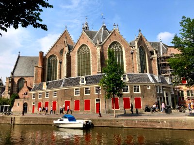 De Oude Kerk, Binnenstad, Amsterdam, Noord-Holland, Nederl… 