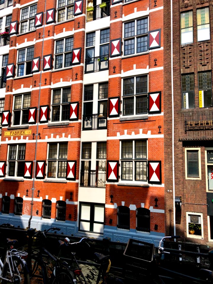Gevel van een Verf- en Vernisfabriek, Binnenstad, Amsterda… 