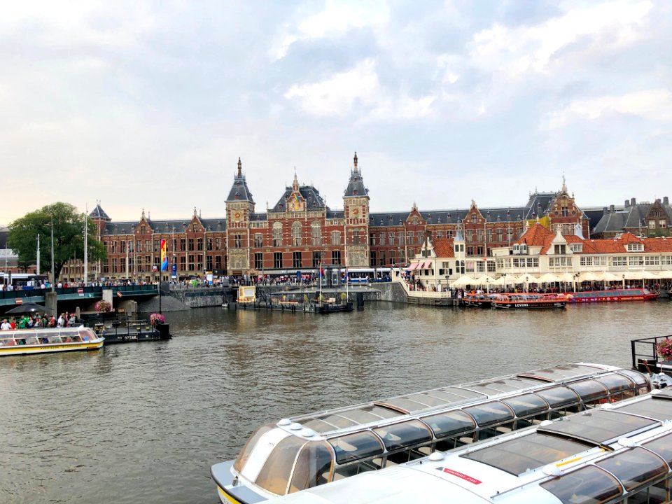 Amsterdam Centraal Station, Binnenstad, Amsterdam, Noord-H… 
