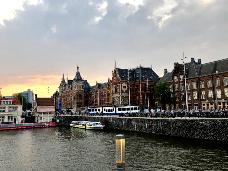 Stationsplein, Binnenstad, Amsterdam, Noord-Holland, Neder… 