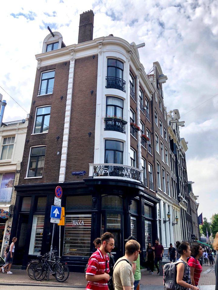 Oude Doelenstraat, Binnenstad, Amsterdam, Noord-Holland, N… 