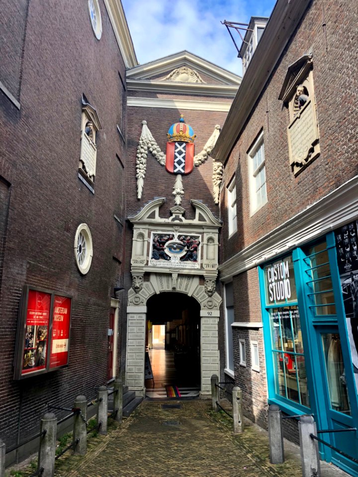 Amsterdam Museum Entrance, Binnenstad, Amsterdam, Noord-Ho… 