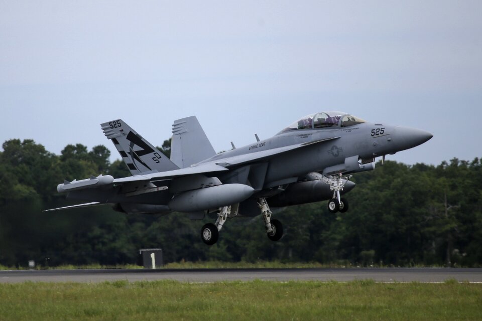 Navy f a-18f super hornet
