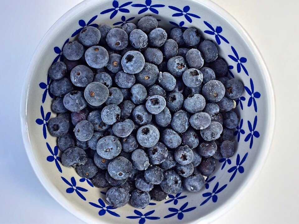 Frozen berry food