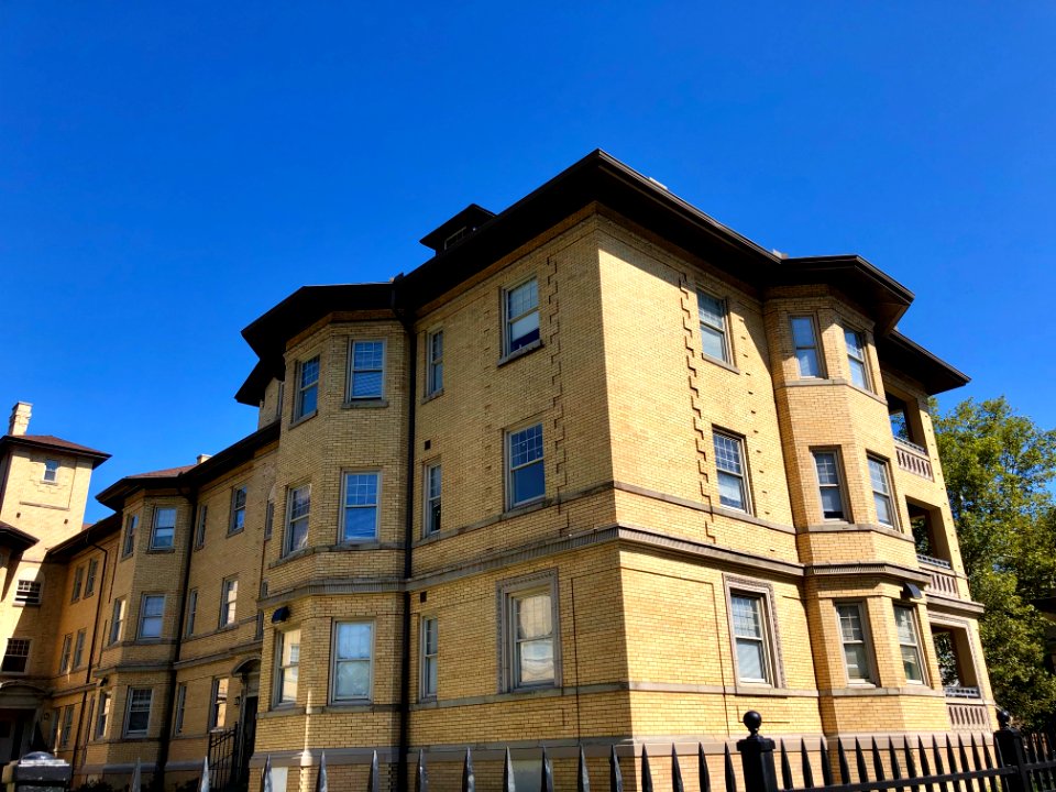Crescent Court Apartments, North Avondale, Cincinnati, OH 